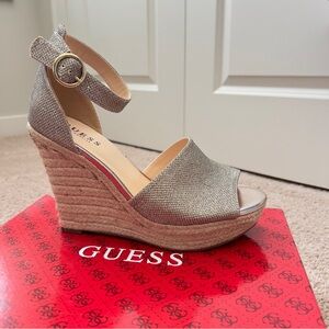 Guess Espadrille Wedge Gold Ankle Strap Sandal Women’s Size 9.5